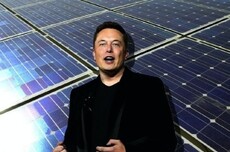 马斯克“扫货”光伏设备 AI加速迈入太空领域?