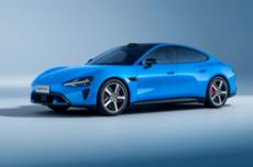 新一代小米SU7 120km/h实测趴窝续航533公里