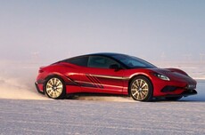 比亚迪超跑命名权，交给网友了