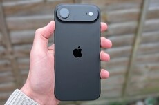 苹果春晚一年两场：明年春季新iPhone三剑齐发