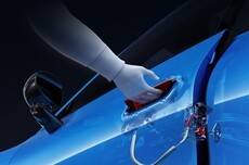 小米新一代SU7采用车外机械拉手 雷军重申：100%符合2027年新国标