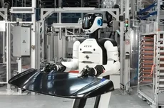 人形机器人进厂，宝马德国工厂迎来新同事