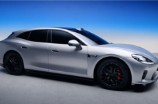 华为广汽合作第一车 新一代智能猎装启境GT7亮相