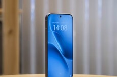 手机进入全面涨价时代，王腾建议投更多资源在老产品维护和升级