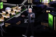 GPU撑不起万亿野心，英伟达正在“格式化”数据中心