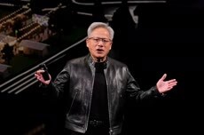 黄仁勋为什么停不下来？