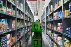 亚马逊“神户计划”曝光，2027年推出AI超市挑战沃尔玛