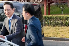 国家发改委主任会见三星会长李在镕 欢迎扩大在华投资