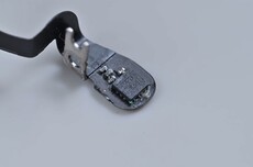 MacBook黑屏开不了机?别急着换主板,可能是这个小零件坏了