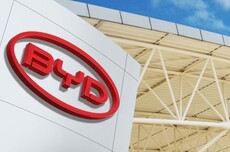 比亚迪宋Ultra EV官宣闪充技术：10%~97%充电时间9分钟