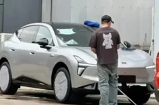 小鹏MONA系列首款SUV车型D03无伪装谍照曝光,还有D02