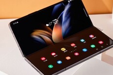 三星Galaxy Z Fold8折叠手机通过3C认证，支持45W充电