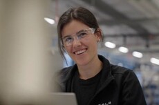 特斯拉发布Optimus机器人相关岗位招聘信息，目标尽快大规模量产