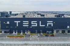 马斯克：特斯拉的下一款车型“会比MPV更酷”