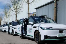 Robotaxi 出故障,不能只会停在半路