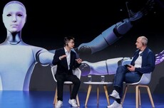 宇树科技CEO：机器人任意动作生成、自主出招对打，六个月后可实现