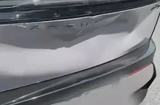 小鹏智驾误判红灯急刹,导致三车追尾!交警:后车全责