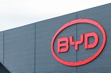 比亚迪：预计年底将在全国建设20000座闪充站