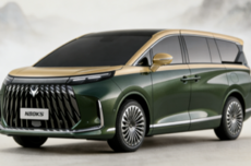 继奔驰S级之后 极狐问道V9荣膺国家大剧院指定用车