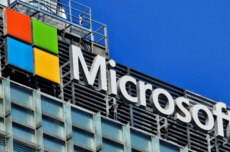 微软自研AI三件套落地 豪言到2027年自主打造大型尖端模型