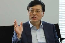 联想杨元庆：两年后营收冲刺1000亿美元