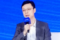 掌握定价权后，这家AI公司暴涨25%