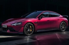 小米SU7 Ultra三挡尾翼与新色,官方公布详细解答