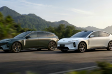 2026款蔚来ET5/ET5T上市：Moon3.0外观套件标配100kWh电池，29.8万元起