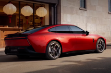 第二代VLA2.0正式上车，小鹏推送天玑AIOS6.1.0