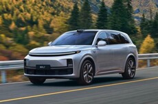 理想汽车接入绿联NAS私有云:深度集成语音助手、支持断点续播