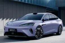 中国电车入美彻底被拒！美贸易代表确认：特朗普政府不会调整禁令