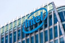 英特尔市值破3000亿美元创25年来新高 近一年涨3倍