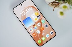 小米三款手机今日起正式调价 REDMI K90 Pro Max上涨200元
