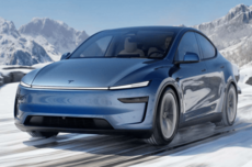 没任何定语超友商！特斯拉Model Y再登国内销量冠军 3月中国销量环比增长47%