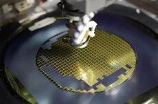 新型高性能二维半导体材料研发获突破