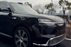 电池容量暴增 新款问界M9实车曝光:比老款硬朗太多