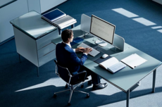 不想再当螺丝钉的打工人 开始琢磨一个人开公司了