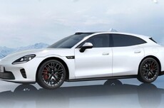 启境GT7“梅里白”车色官图公布,华为乾崑合作猎装