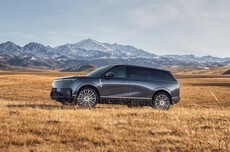 小鹏GX座椅配置公布:三排座椅独立加热+电动躺平