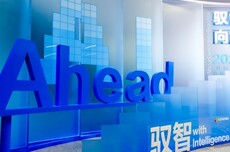 萤石推出AI硬件新品 ：AI随身拍Pika配备前后双4K摄像头