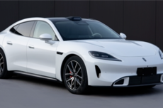 余承东发视频疯狂暗示：肖战将代言尚界Z7系列 粉丝集体沸腾