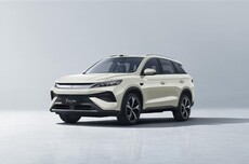 9.99万起！比亚迪宋Pro DM-i飞驰版上市：起步220km长续航