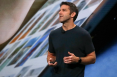 揭秘苹果新CEO的上位之路：一个老好人如何走到权力顶峰？