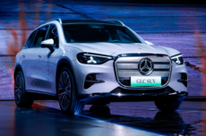 全新奔驰纯电GLC SUV长轴距版发布：搭载空气悬架/后轮转向/高阶辅助驾驶
