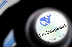 DeepSeek V4最全解读：首发华为芯片，超高性价比！国产AI打破英伟达垄断