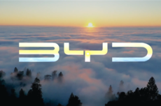 中国汽车制造商首次夺冠！比亚迪登顶全球汽车行业创新排行榜