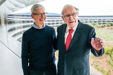 巴菲特谈库克卸任：没有库克 就不会有今天的苹果