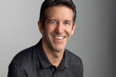 苹果新任CEO特努斯内部信公布，他都说了什么？