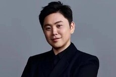 俞浩连发三条微博实名喊话小红书CEO：momo盛行是鼓励作恶