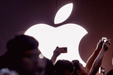 iPhone不care AI
